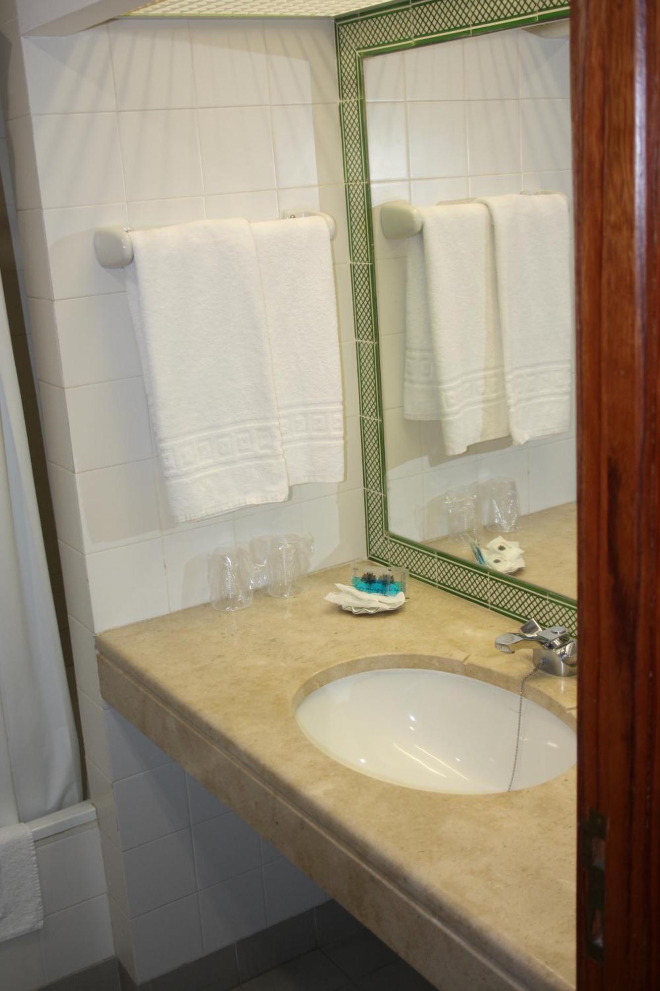 Flag Hotel Santarem Pernes Экстерьер фото